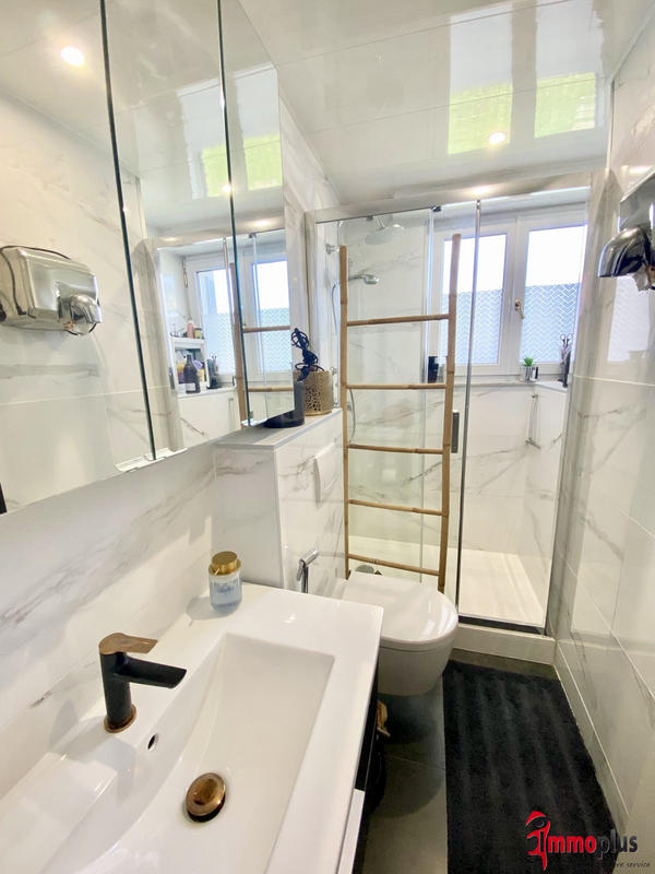 Maison - 85 m² - 5 pièces