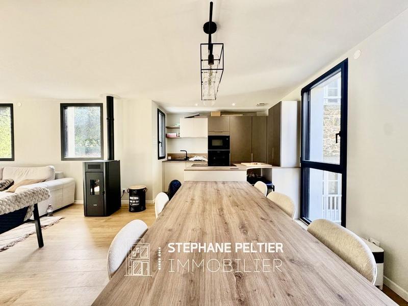 Maison - 105 m² - 4 pièces