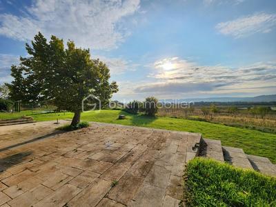 Propriété - 400 m² - 13 pièces