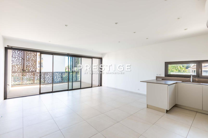 Maison - 143 m² - 6 pièces