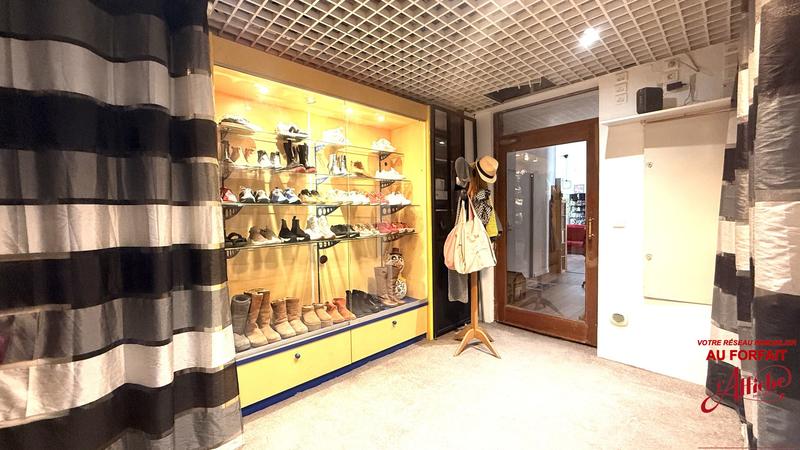 Maison - 245 m² - 7 pièces