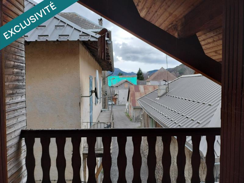 Appartement - 100 m² - 4 pièces