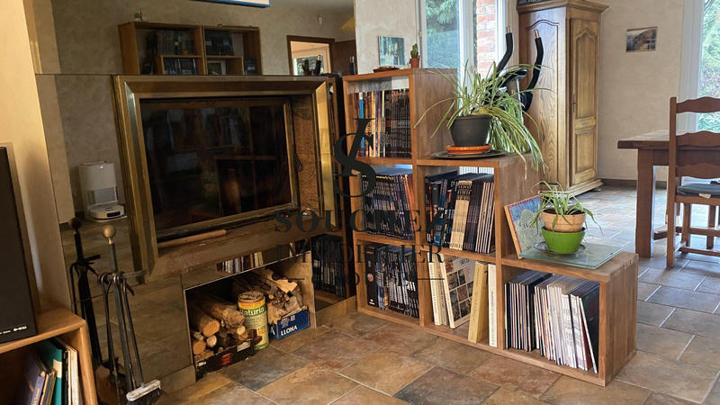 Maison - 209 m² - 9 pièces