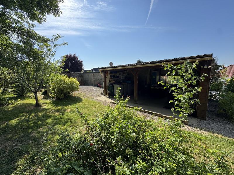 Maison traditionnelle - 214 m² - 7 pièces