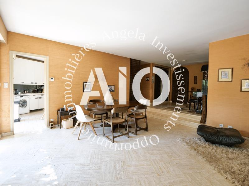 Maison - 200 m² - 5 pièces