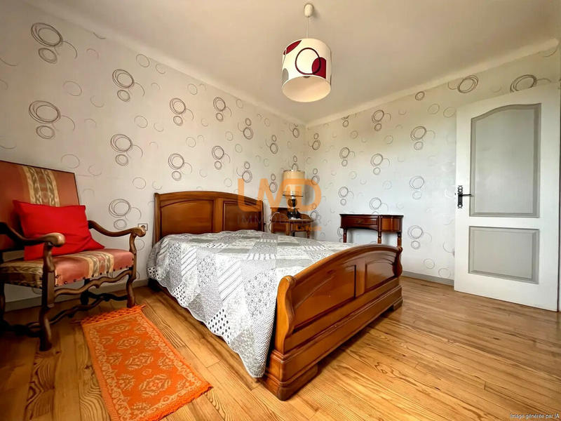 Maison - 160 m² - 8 pièces