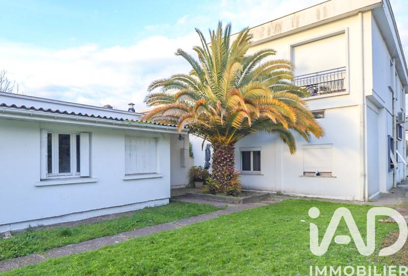 Appartement - 80 m² - 5 pièces