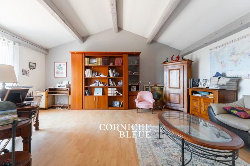 Villa - 168 m² - 3 pièces