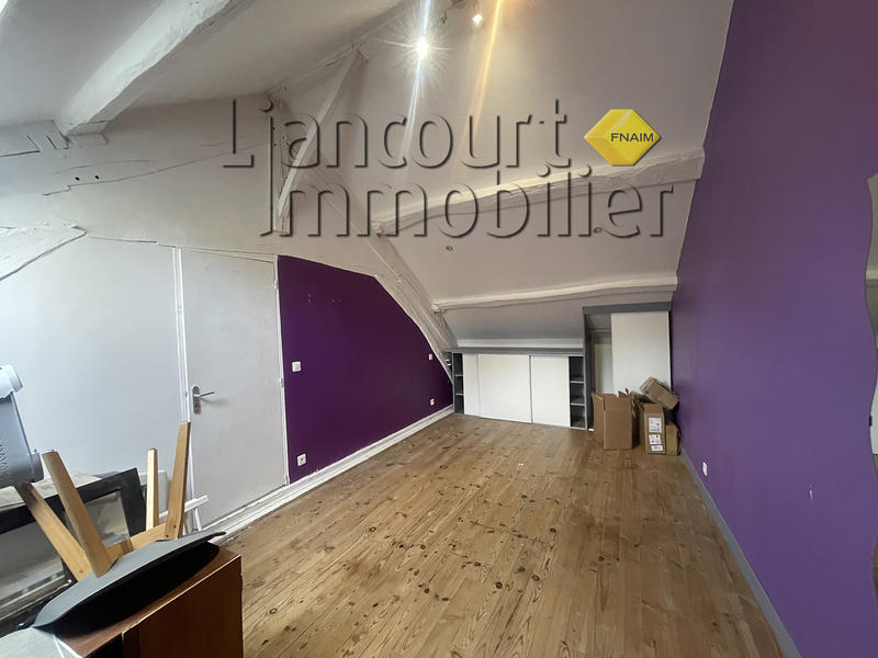 Maison - 176 m² - 7 pièces