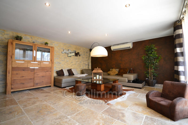 Maison en pierre - 200 m² - 7 pièces