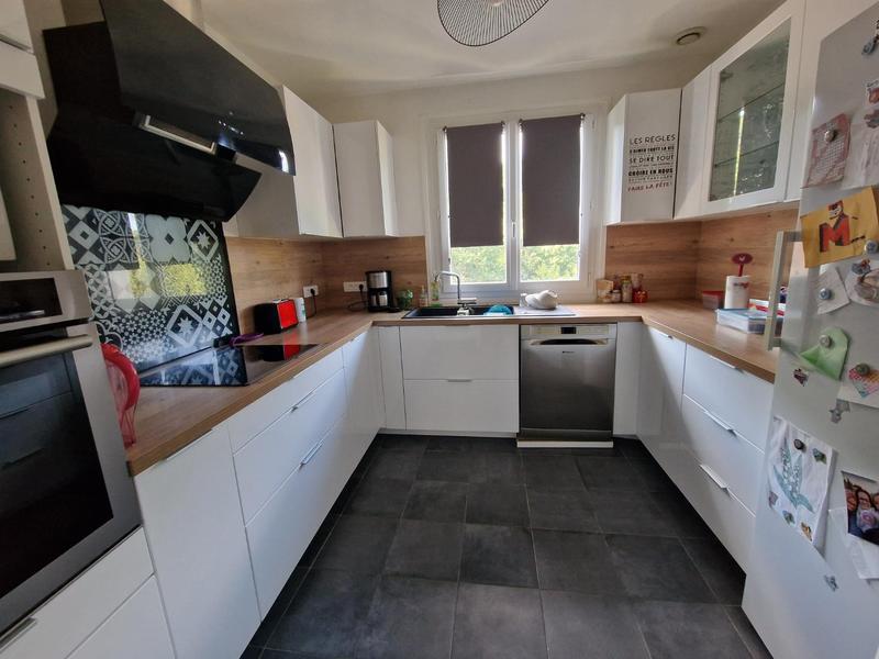 Maison - 95 m² - 5 pièces