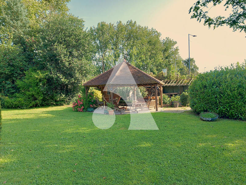 Maison - 155 m² - 7 pièces