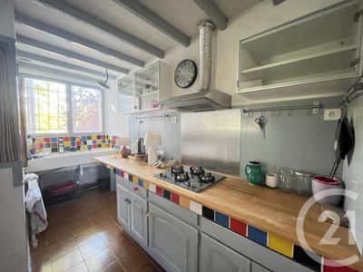 Maison - 186 m² - 7 pièces