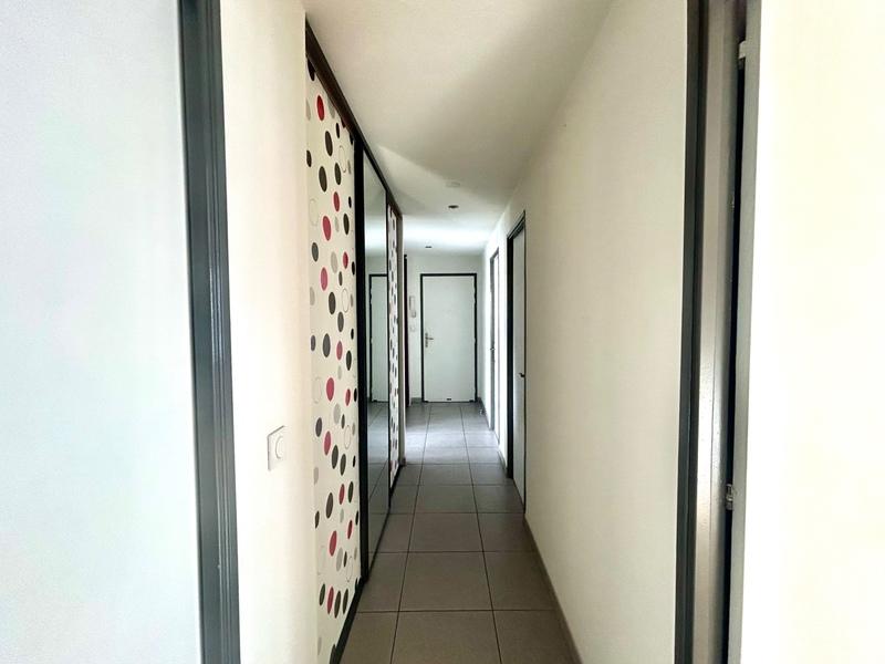 Appartement - 77 m² - 4 pièces