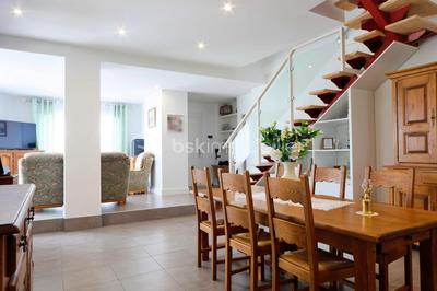 Maison - 168 m² - 7 pièces