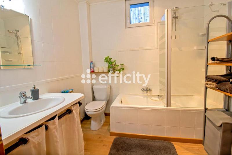 Maison - 164 m² - 7 pièces