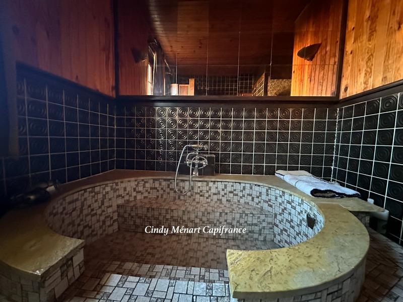 Maison - 152 m² - 6 pièces