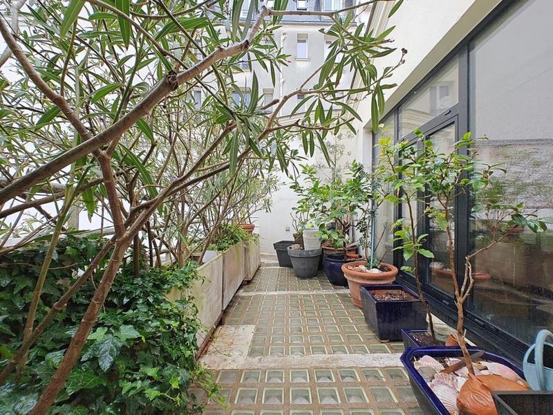 Appartement - 200 m² - 6 pièces