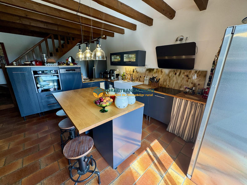 Maison - 205 m² - 6 pièces