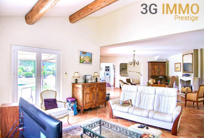 Bastide - 245 m² - 6 pièces