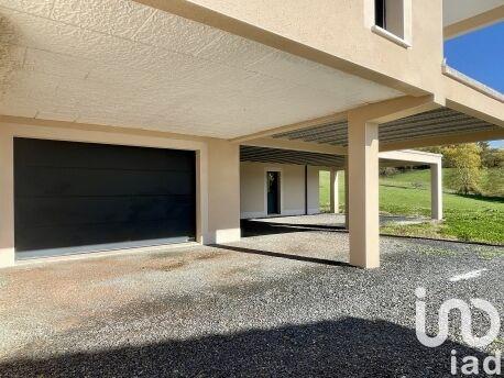 Maison - 176 m² - 1 pièce