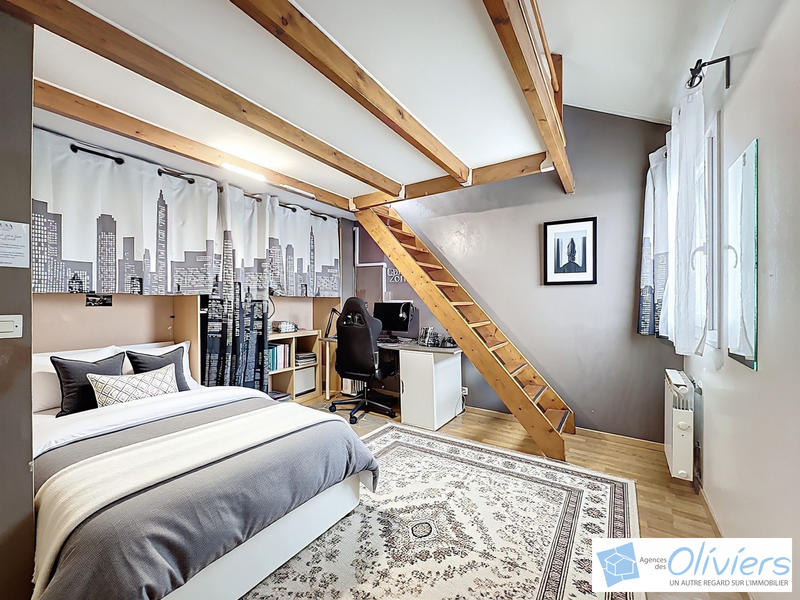 Maison - 103 m² - 5 pièces