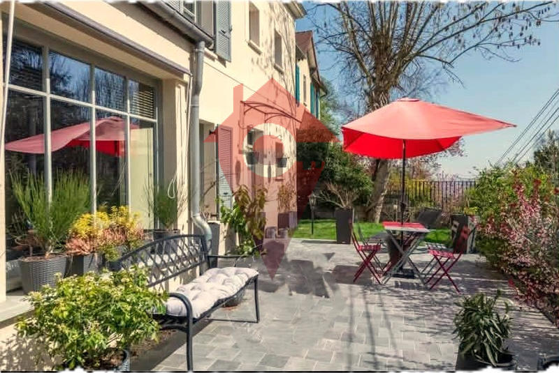 Maison - 148 m² - 5 pièces