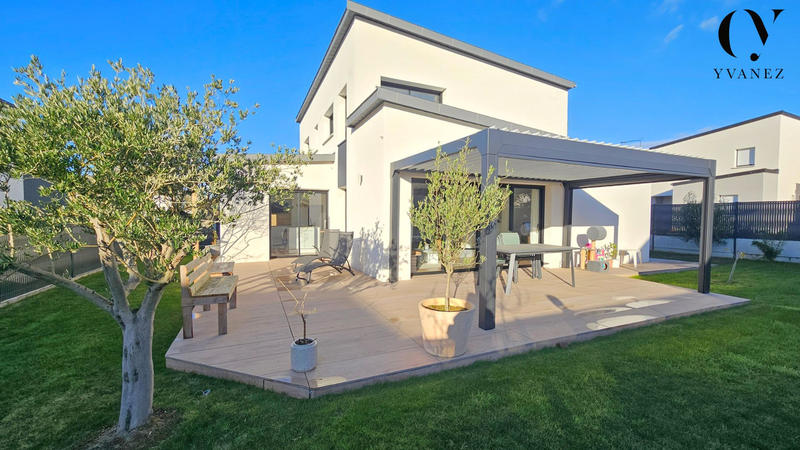 Maison - 122 m² - 6 pièces