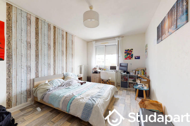 Chambre - 13 m² - 1 pièce