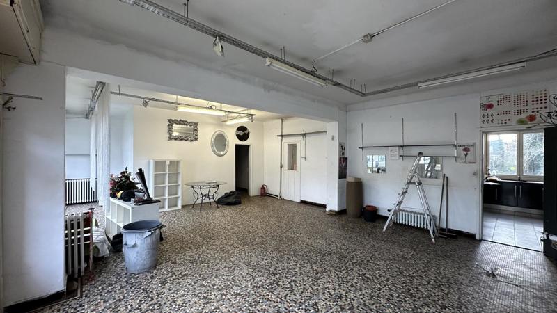 Maison - 180 m² - 7 pièces