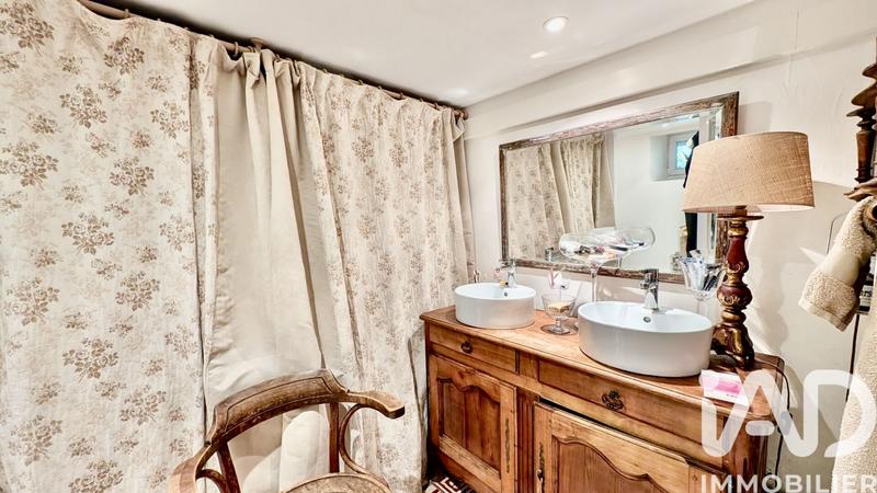 Maison - 193 m² - 8 pièces