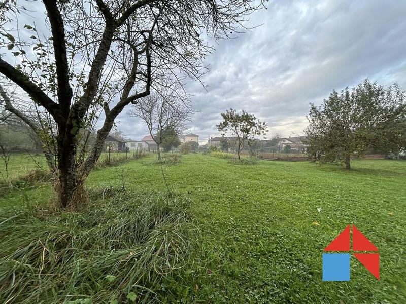 Terrain - 1 261 m²