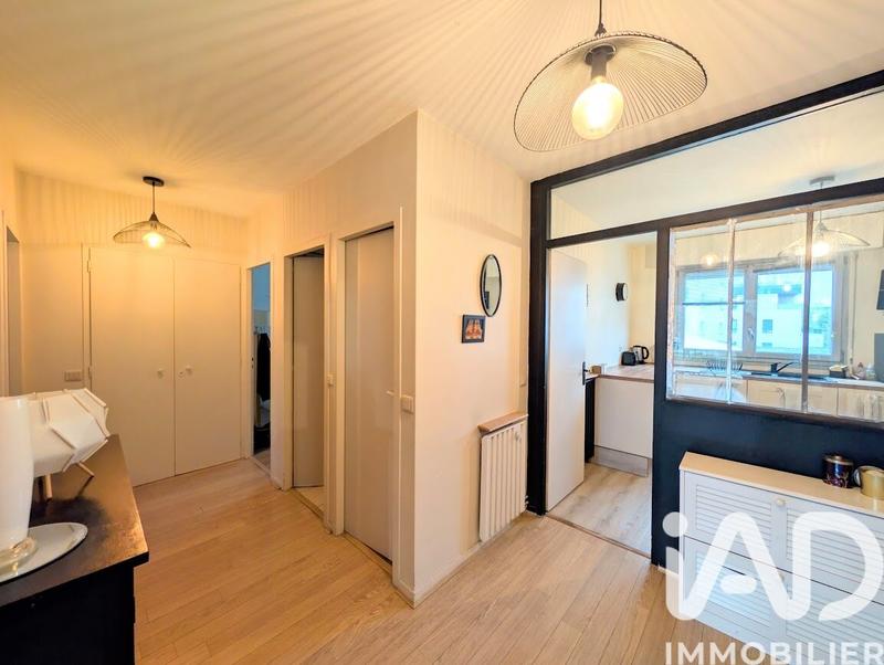 Appartement - 70 m² - 3 pièces