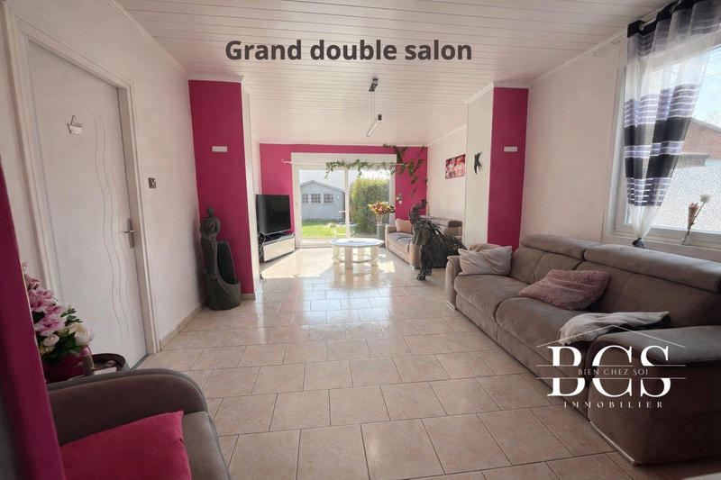 Maison - 151 m² - 9 pièces