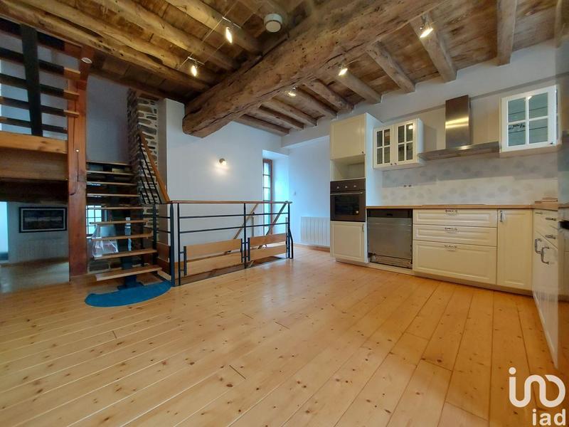 Maison - 93 m² - 4 pièces