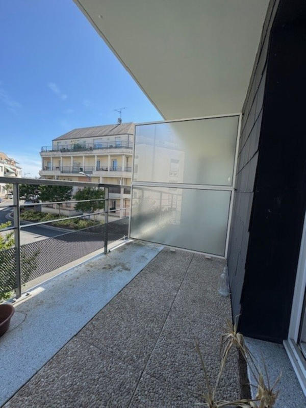 Appartement - 99 m² - 5 pièces