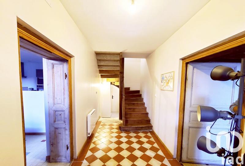 Maison - 245 m² - 6 pièces