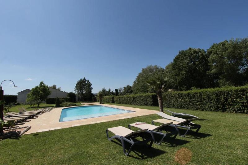 Mas - 339 m² - 12 pièces