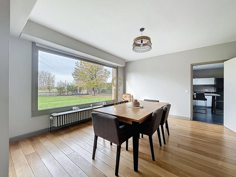 Maison - 163 m² - 6 pièces