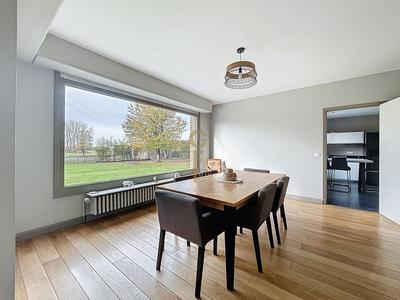 Maison - 163 m² - 6 pièces