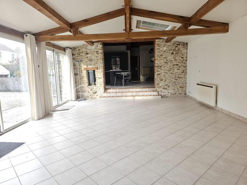 Maison en pierre - 180 m² - 7 pièces