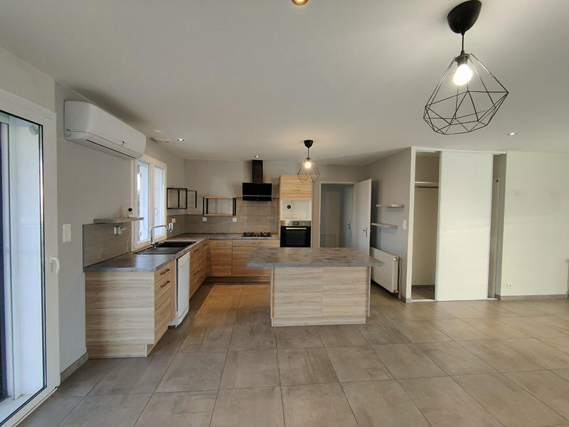 Maison - 110 m² - 5 pièces