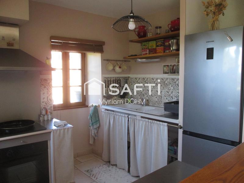 Maison - 90 m² - 5 pièces