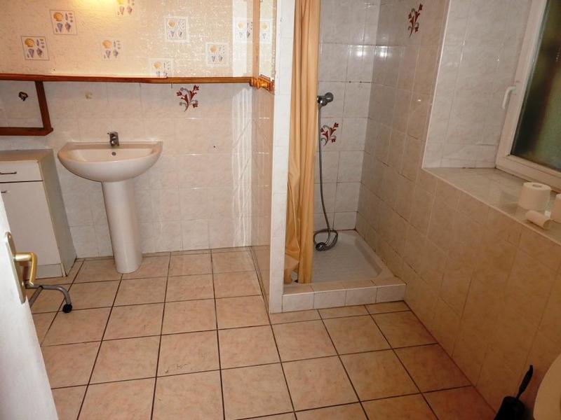 Maison en pierre - 137 m² - 7 pièces