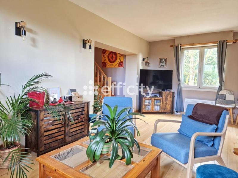 Maison - 146 m² - 6 pièces