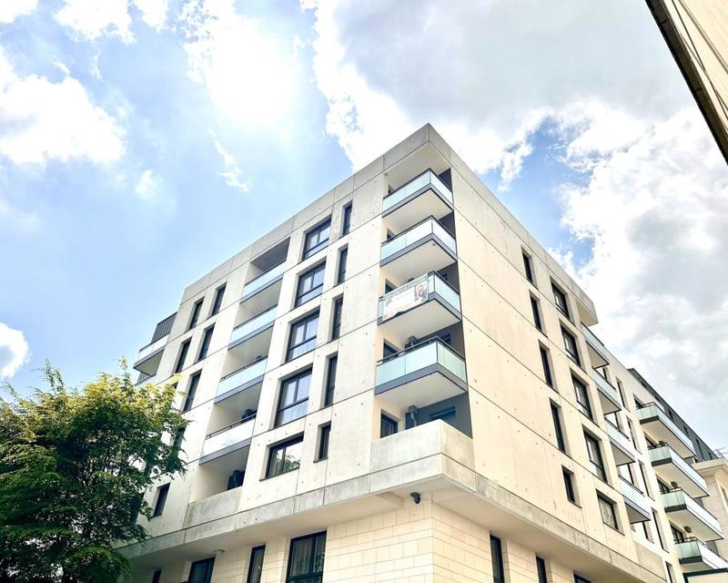 Appartement - 142 m² - 4 pièces