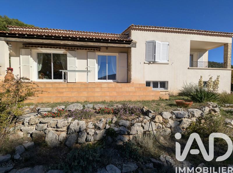 Maison - 111 m² - 4 pièces