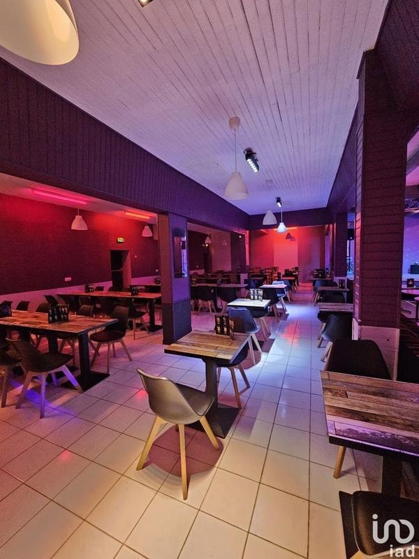 Local commercial - 602 m²