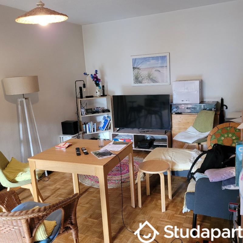 Chambre - 14 m² - 1 pièce