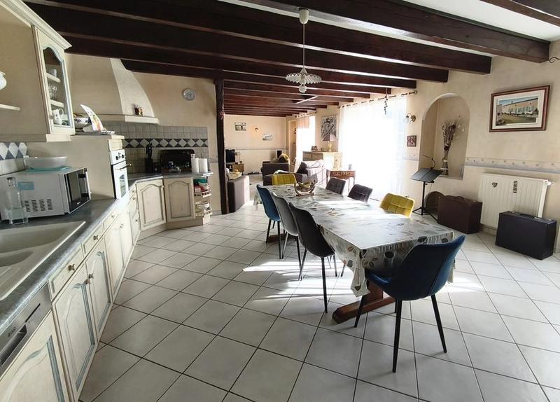 Maison - 141 m² - 7 pièces